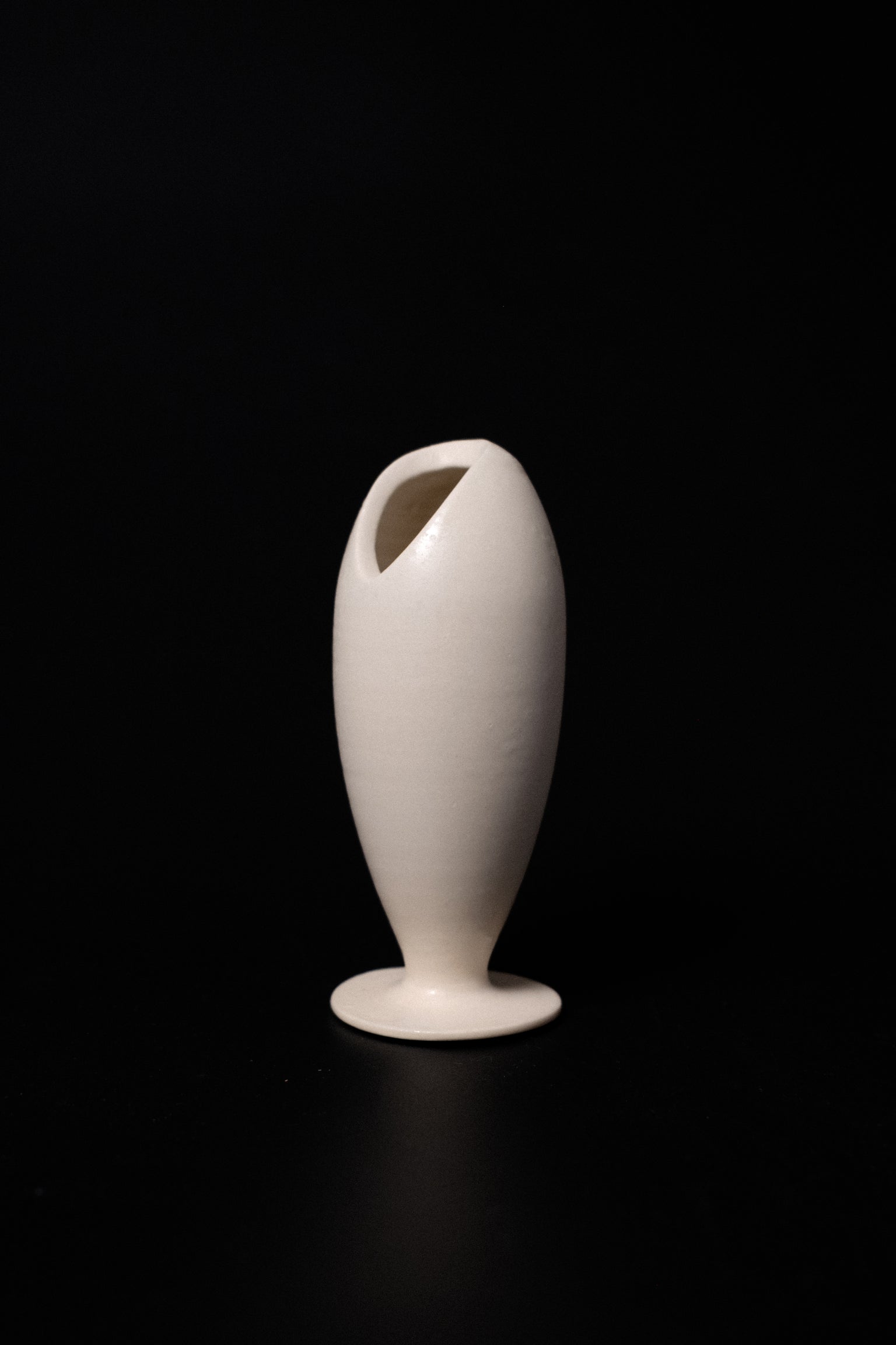 Archive 08 Vase