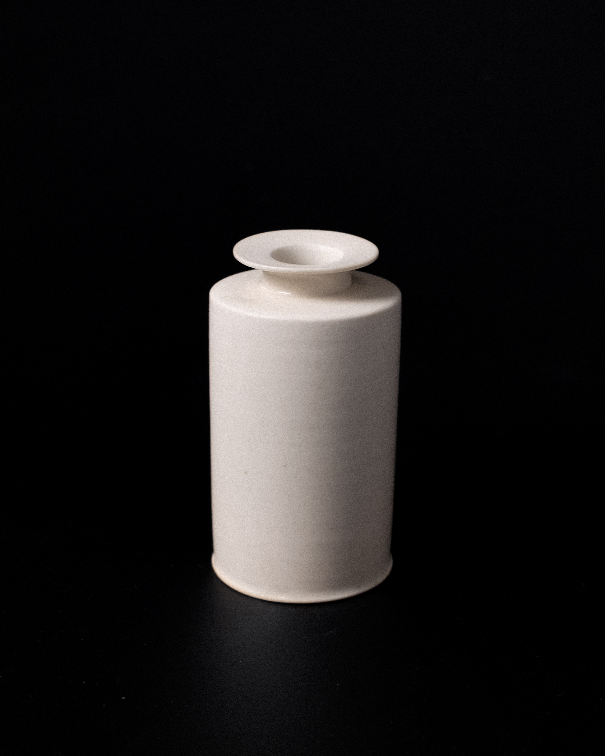 Archive 02 Vase