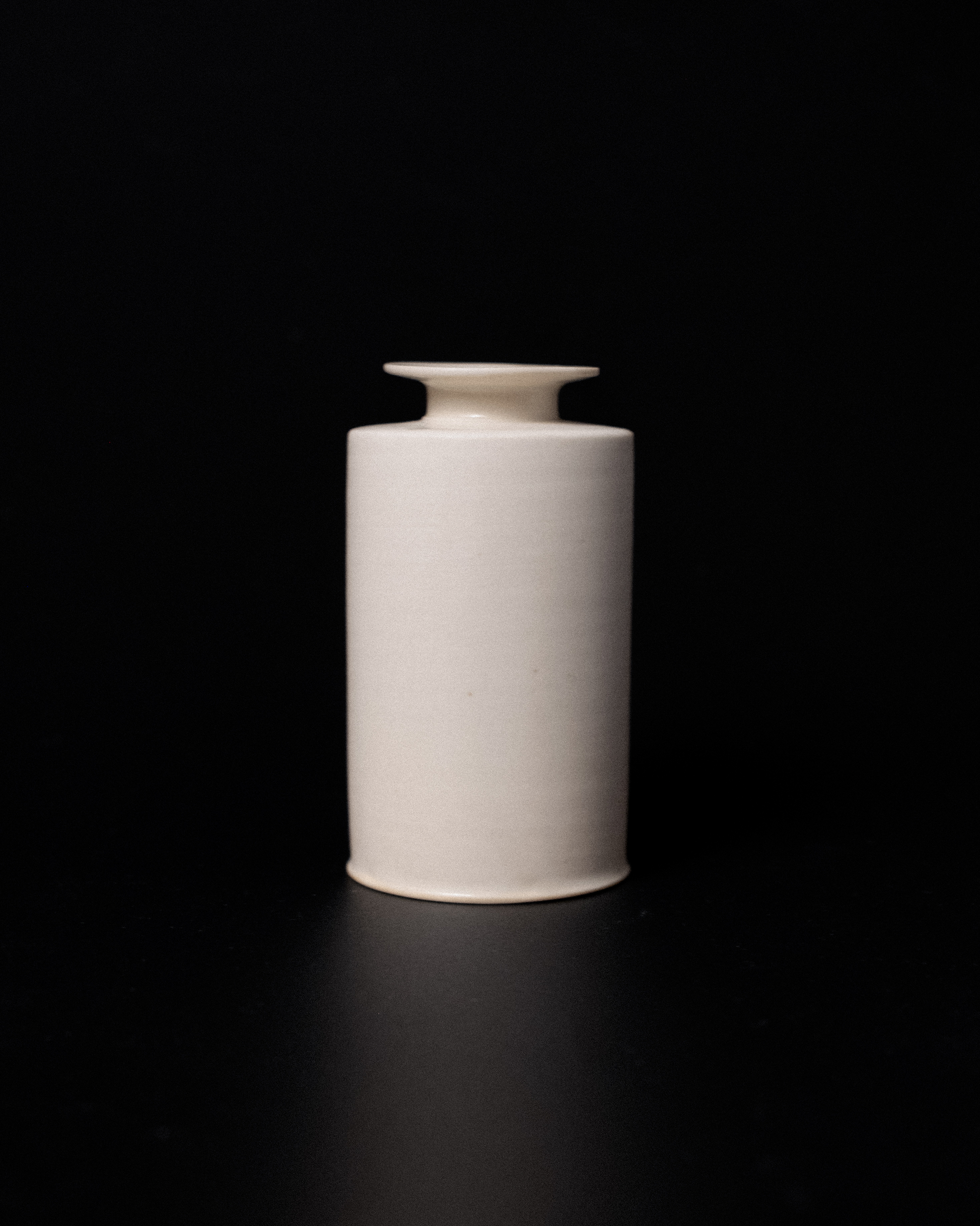 Archive 02 Vase